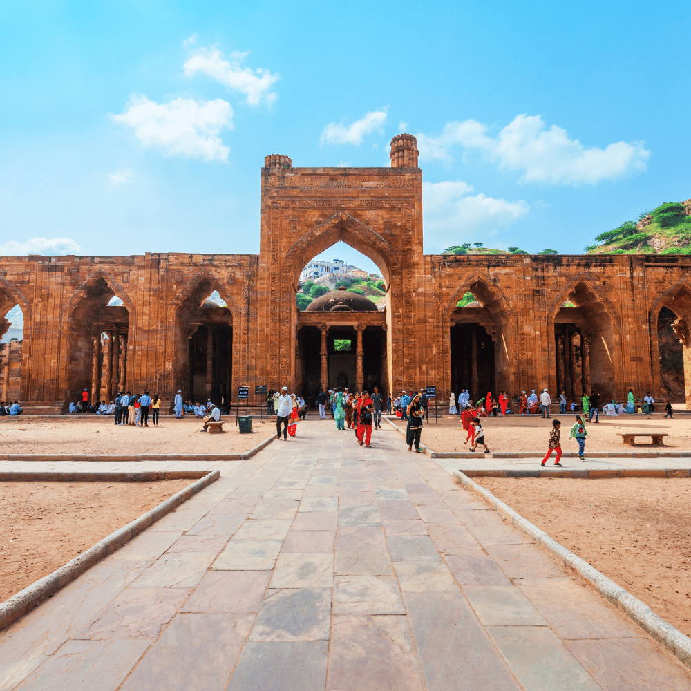 Adhai Din Ka Jhonpra