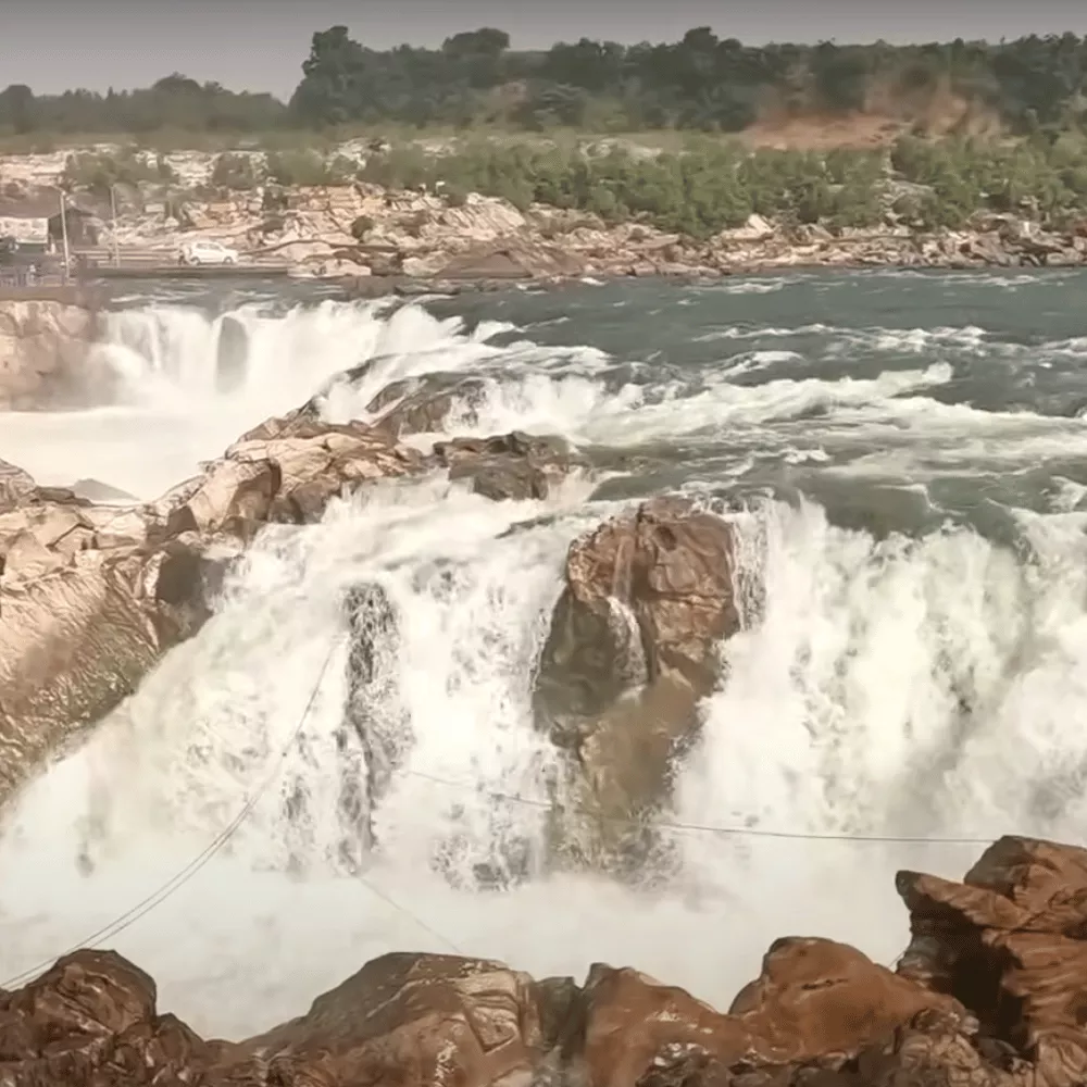 Dhuandhar Falls