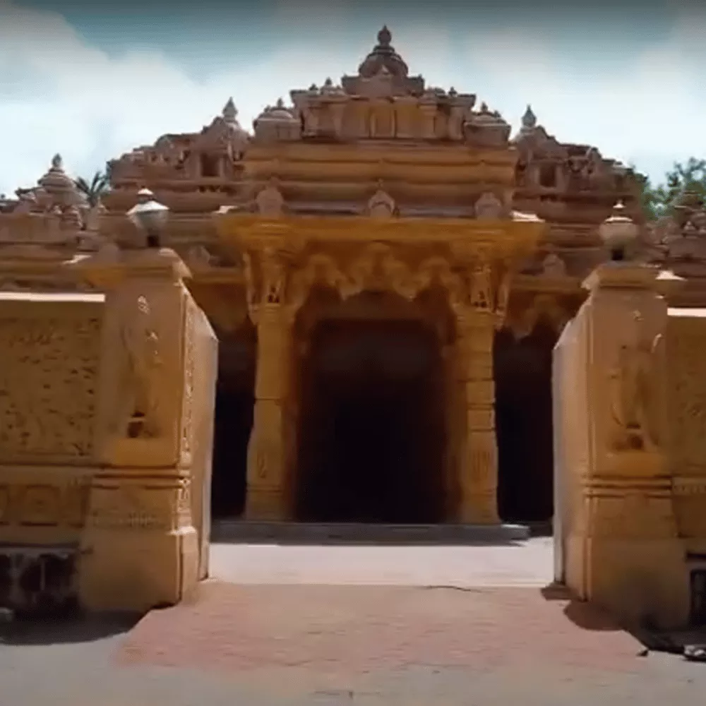 Kolanupaka Jain Temple