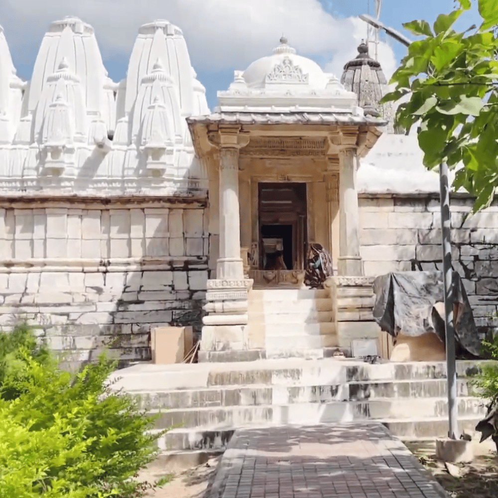 Kumbhariya Jain Temple