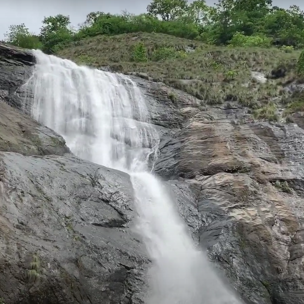 Palaruvi Waterfalls