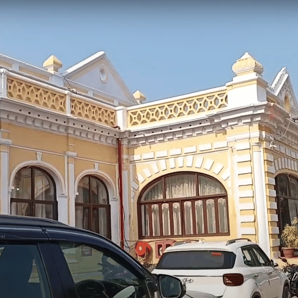 Raja Balrampur Mahal